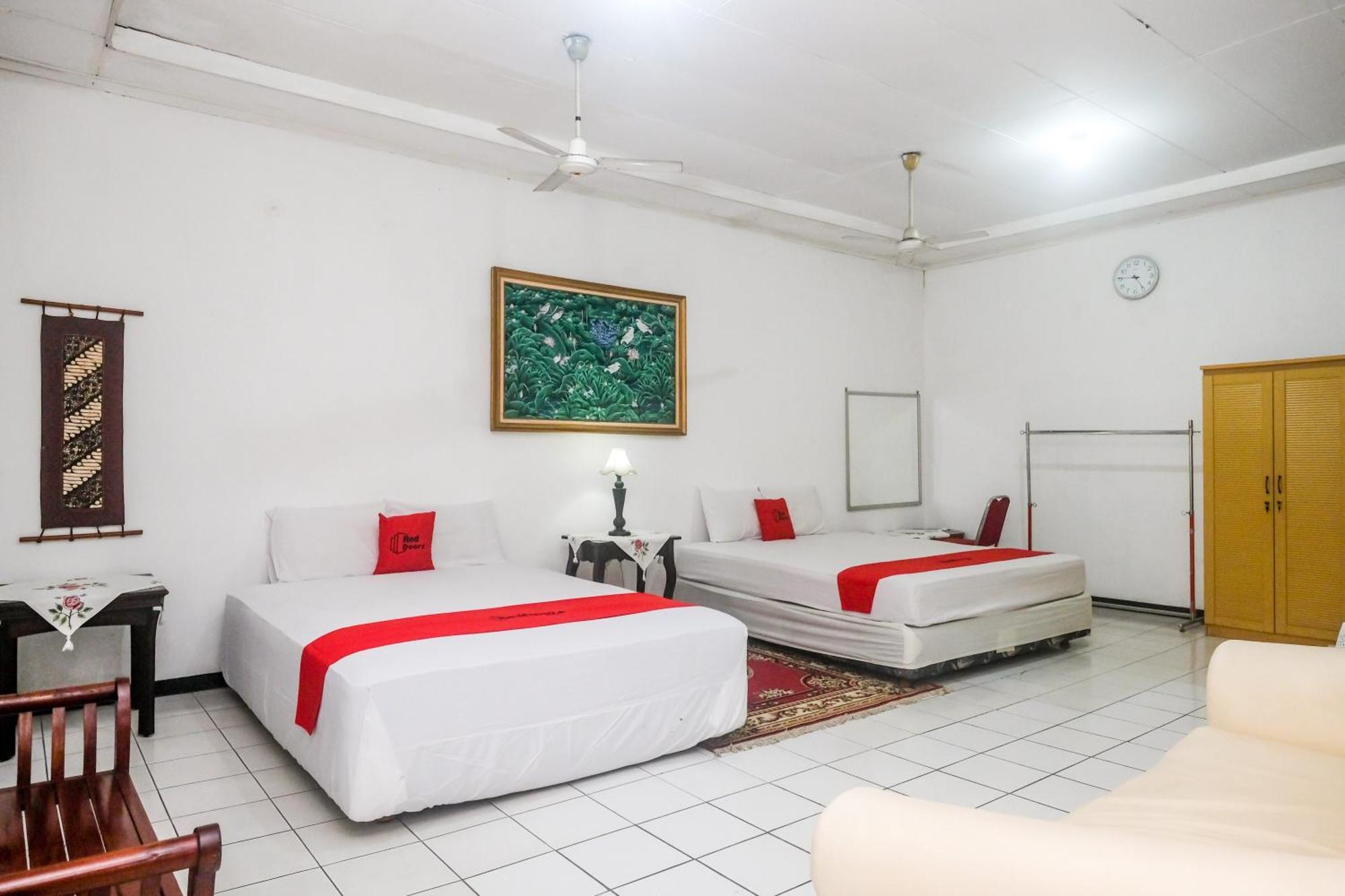Reddoorz Syariah At Griya Raharja Klaten Екстер'єр фото