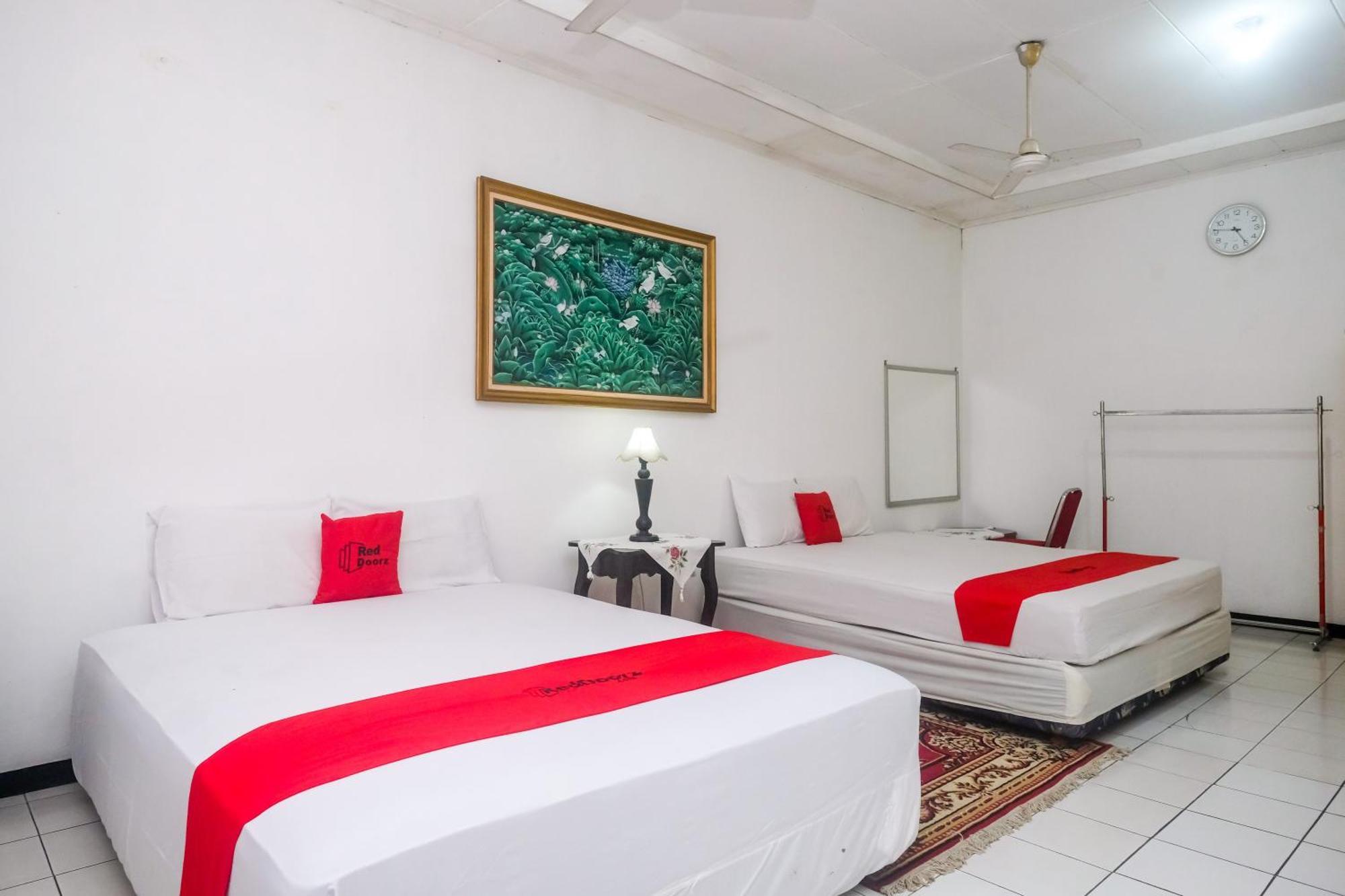 Reddoorz Syariah At Griya Raharja Klaten Екстер'єр фото