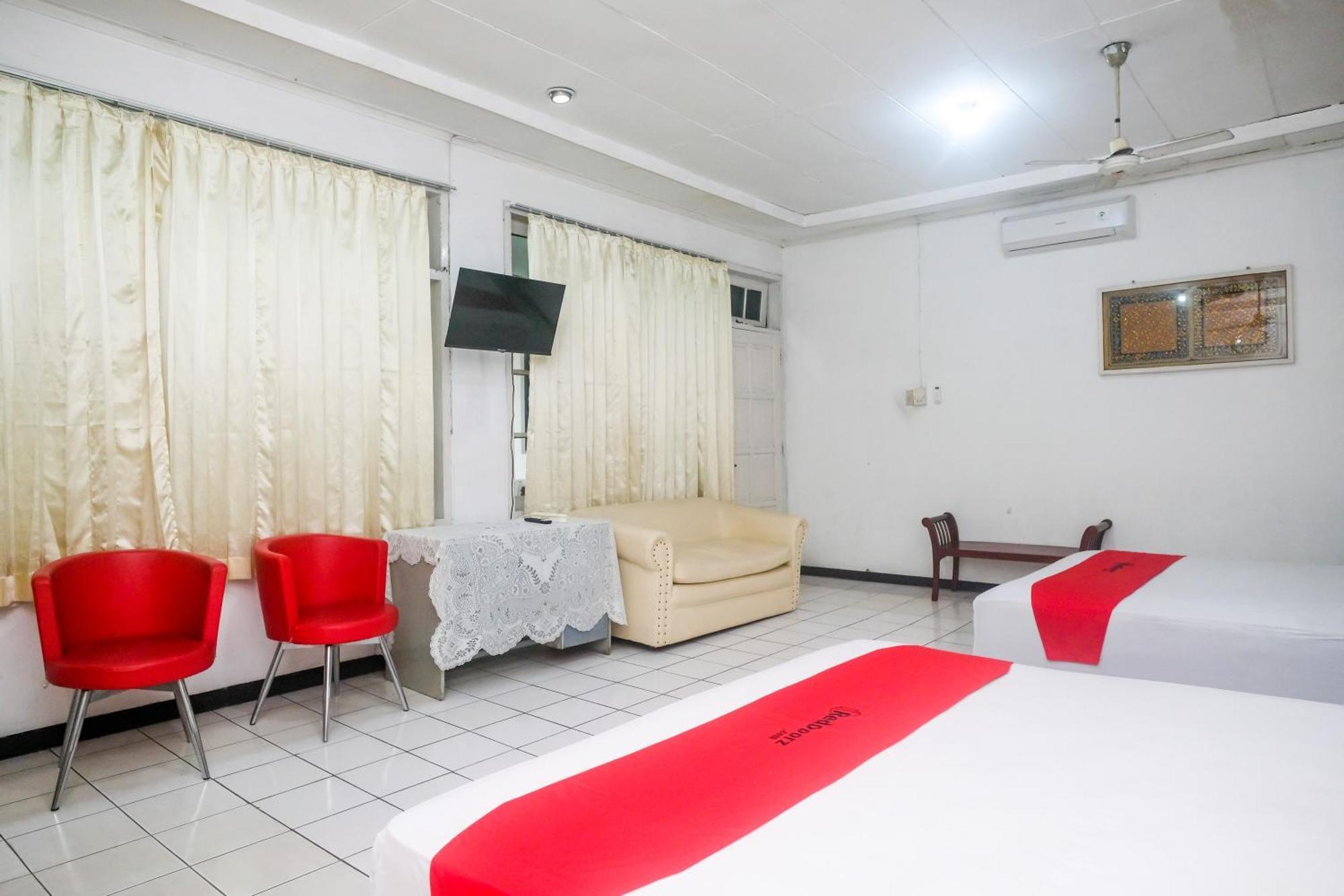 Reddoorz Syariah At Griya Raharja Klaten Екстер'єр фото
