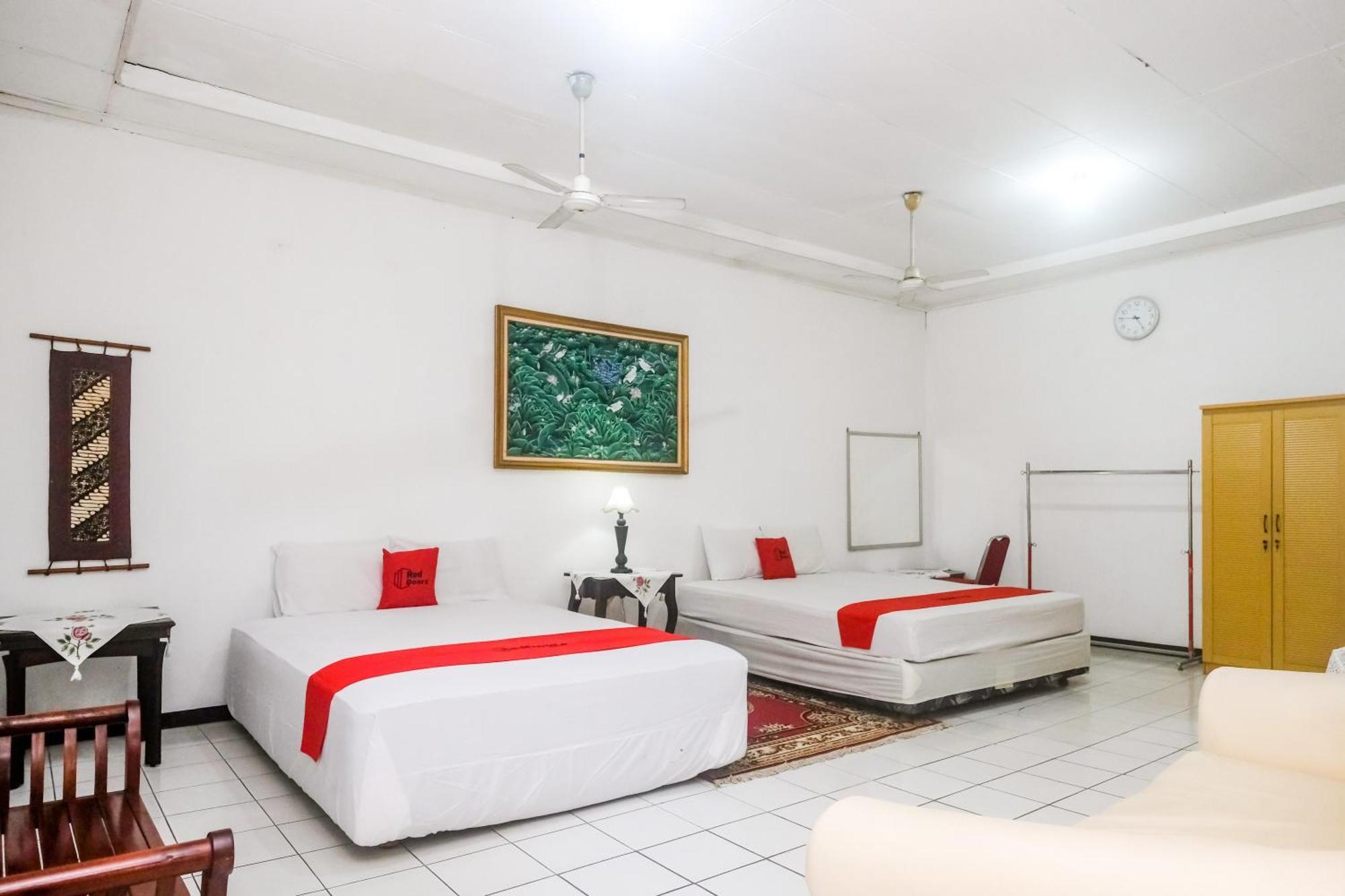 Reddoorz Syariah At Griya Raharja Klaten Екстер'єр фото