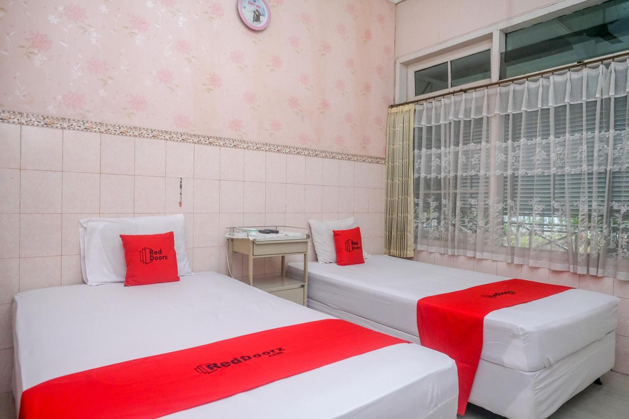 Reddoorz Syariah At Griya Raharja Klaten Екстер'єр фото