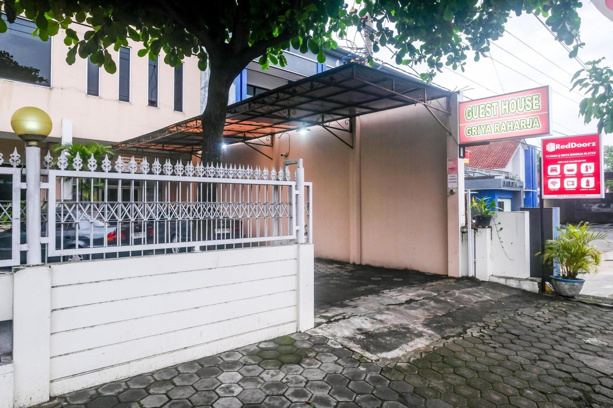Reddoorz Syariah At Griya Raharja Klaten Екстер'єр фото