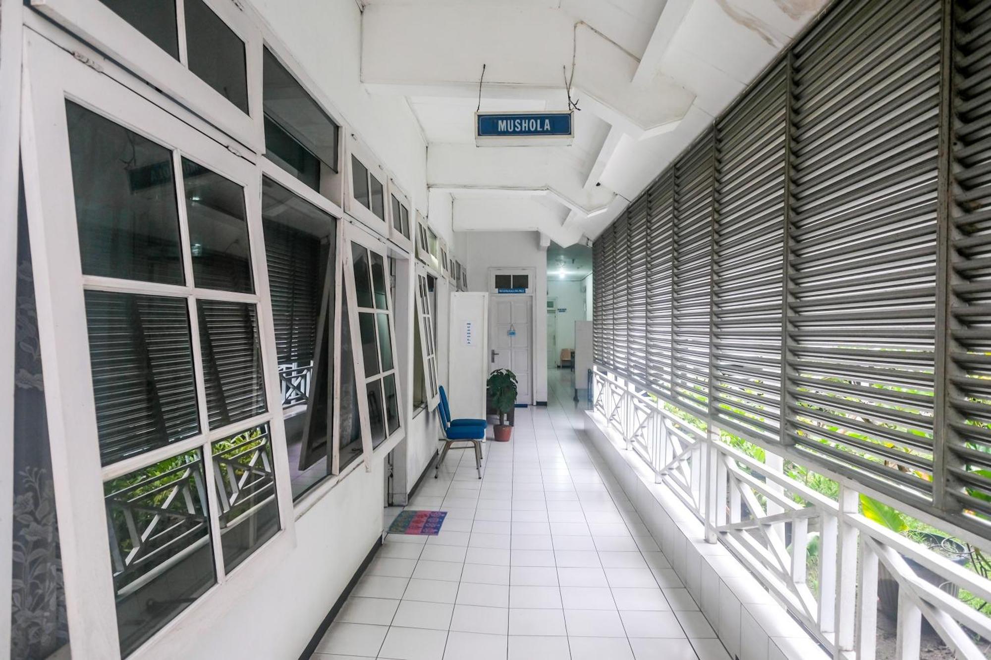 Reddoorz Syariah At Griya Raharja Klaten Екстер'єр фото