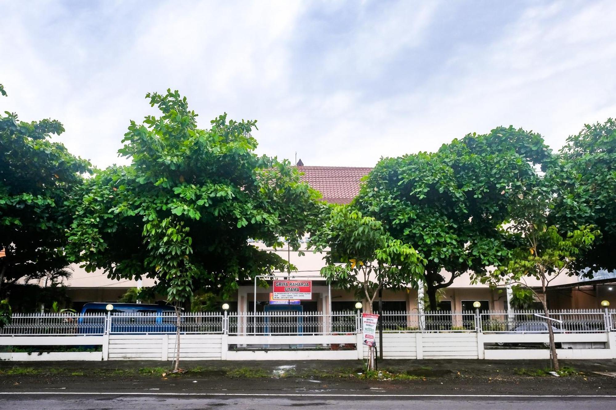 Reddoorz Syariah At Griya Raharja Klaten Екстер'єр фото