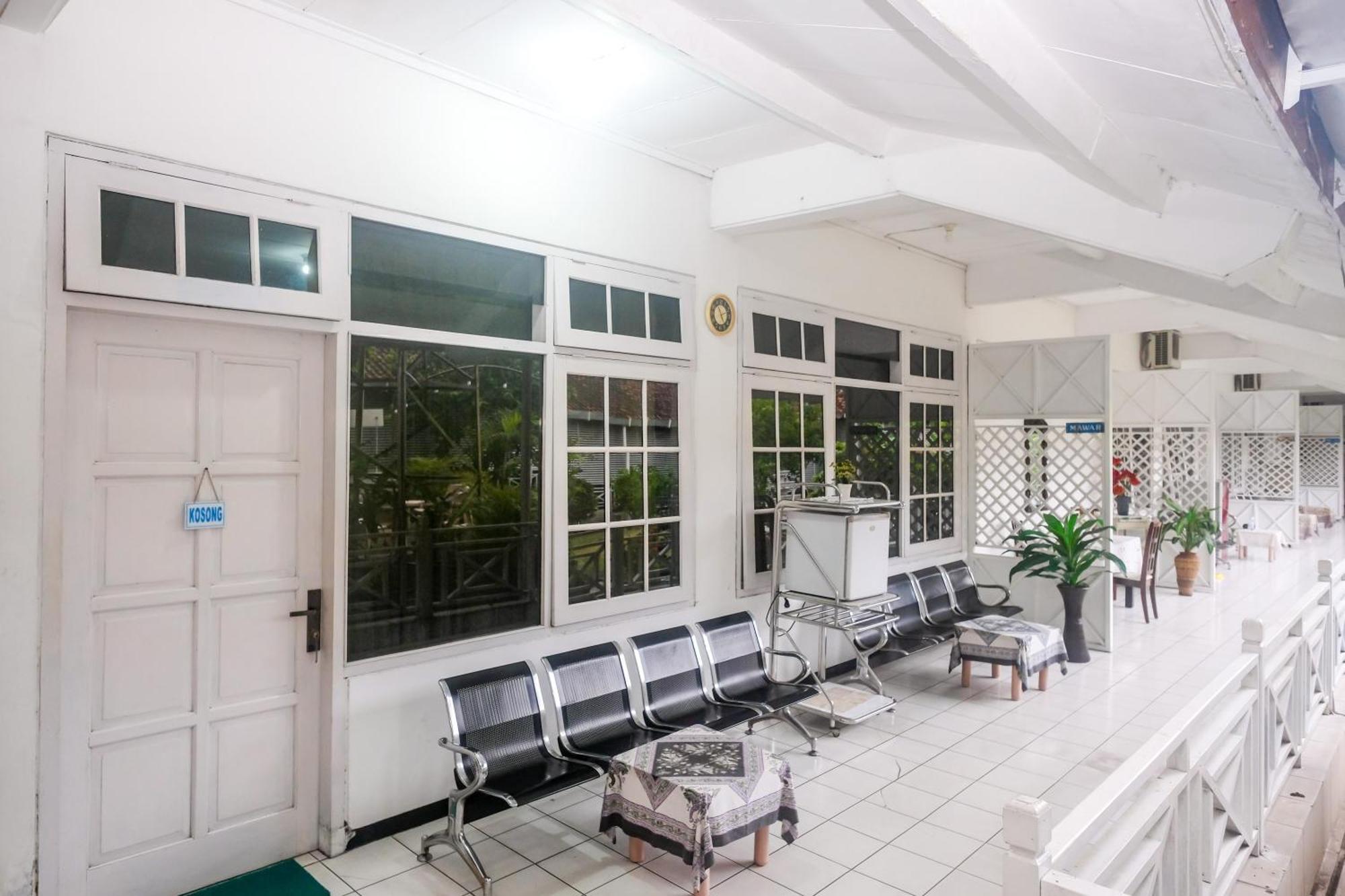 Reddoorz Syariah At Griya Raharja Klaten Екстер'єр фото